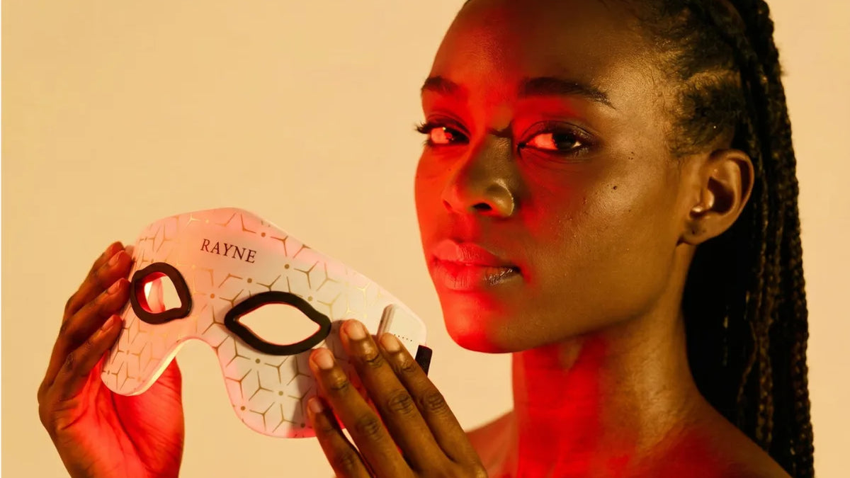 Lumière rouge après l'accouchement : que peut-elle vraiment faire pour votre peau ?